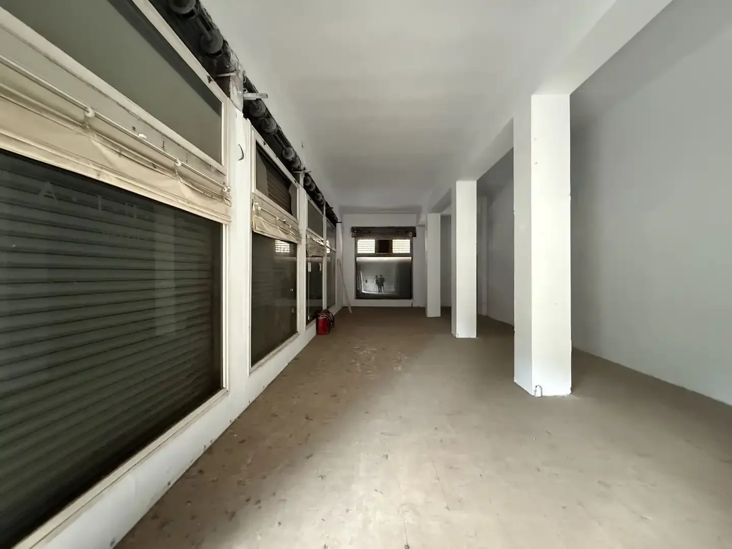 Local comercial en   Passatge de Serra i Arola - Foto 3