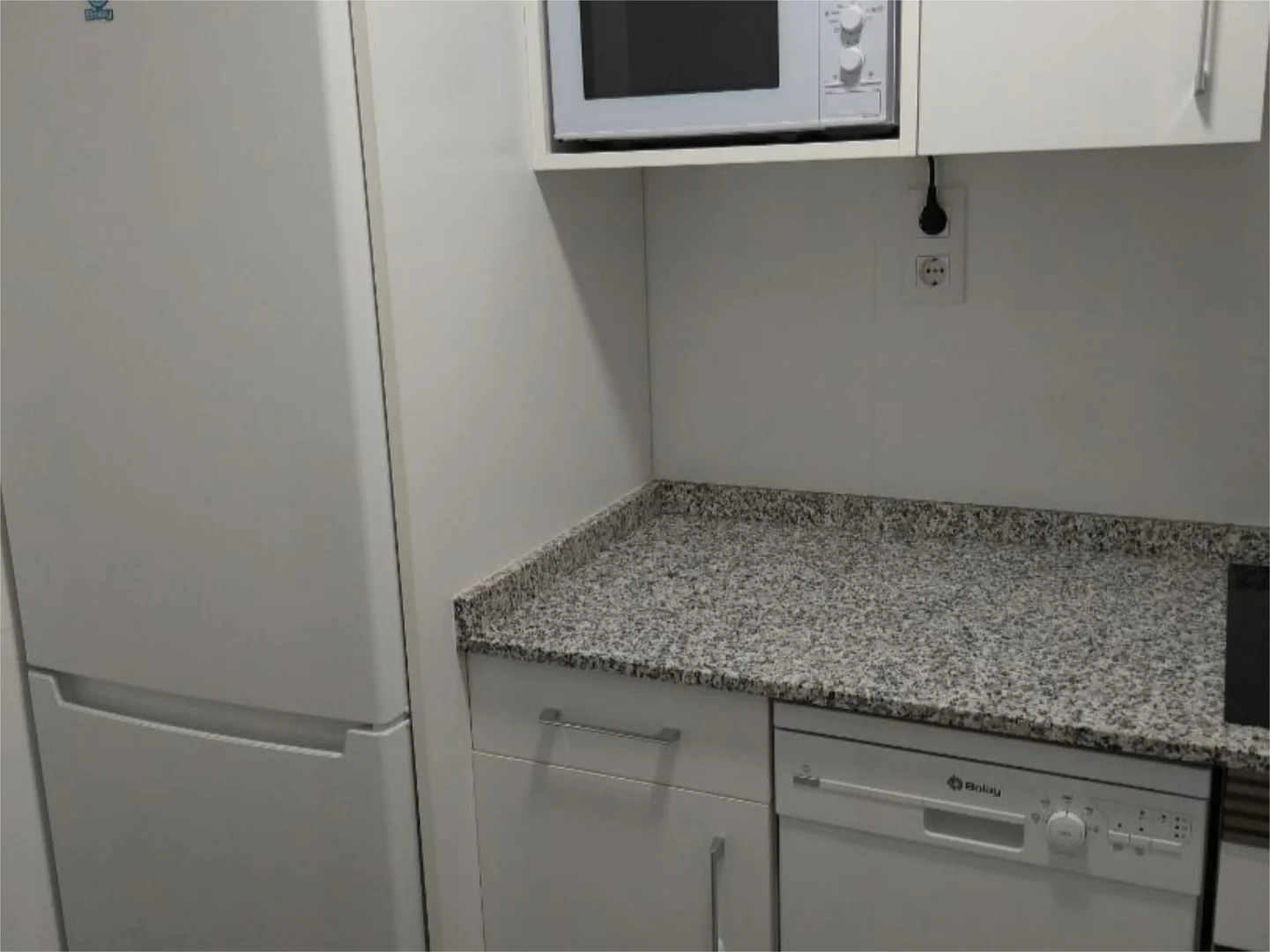 Piso en  Calle del General Margallo 24 - Foto 16