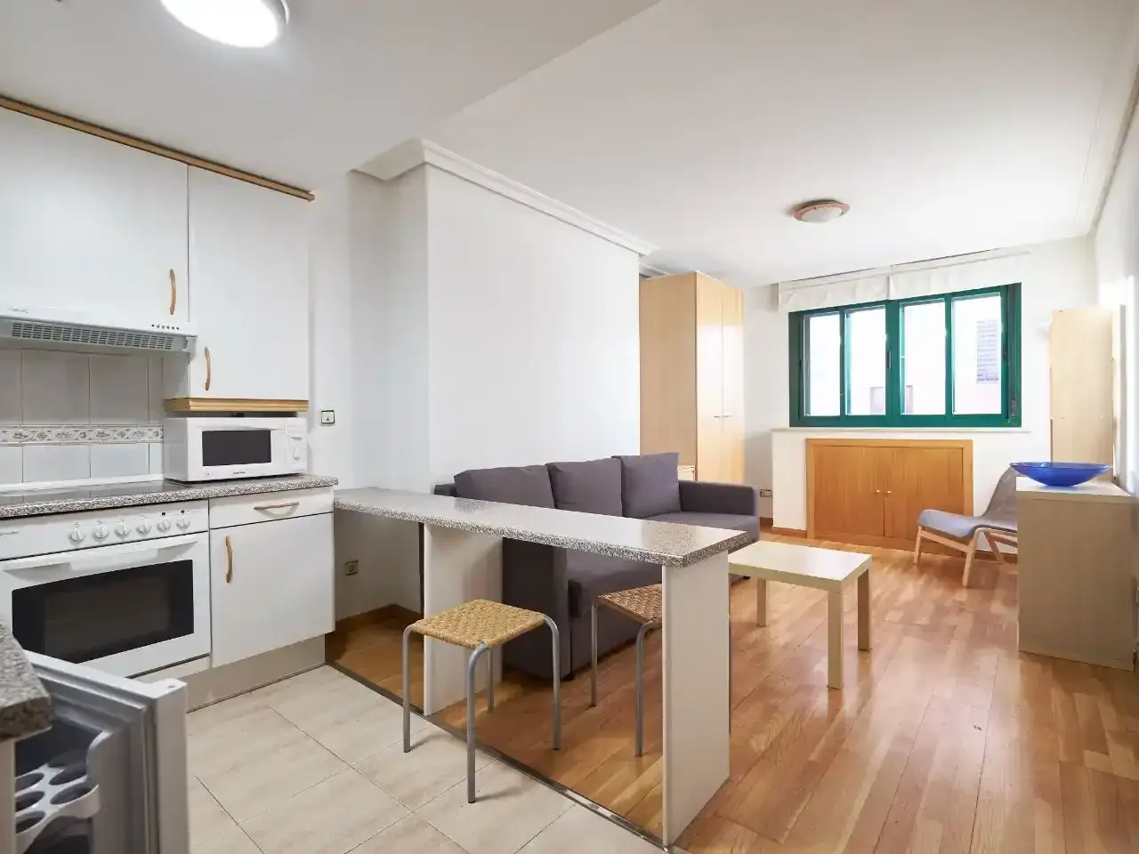 Estudio en  Calle de Rafael Bergamín 16 - Foto 2