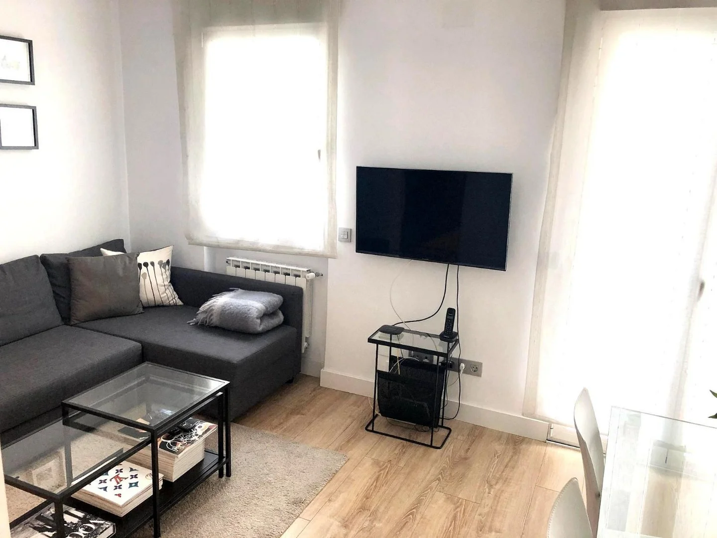 Piso en calle de Caracas, 8 - Foto 2