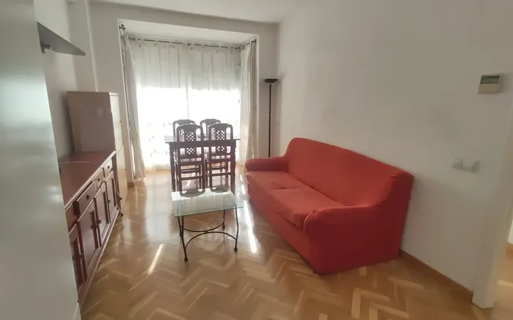 Apartamento en  Calle de Julián Camarillo 59C - Foto 3
