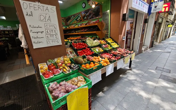 Local en Frutería en Calle de Rogent, 112, El Camp de l'Arpa del Clot - Foto 4