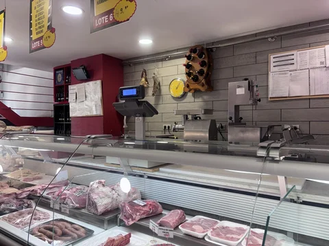 Carnicería, tienda de alimentación en traspaso en Gran Via de les Corts Catalanes - Foto 12