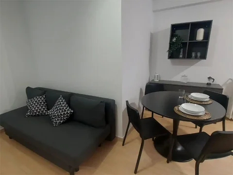 Piso en  Plaza de la Carolina 8 - Foto 5