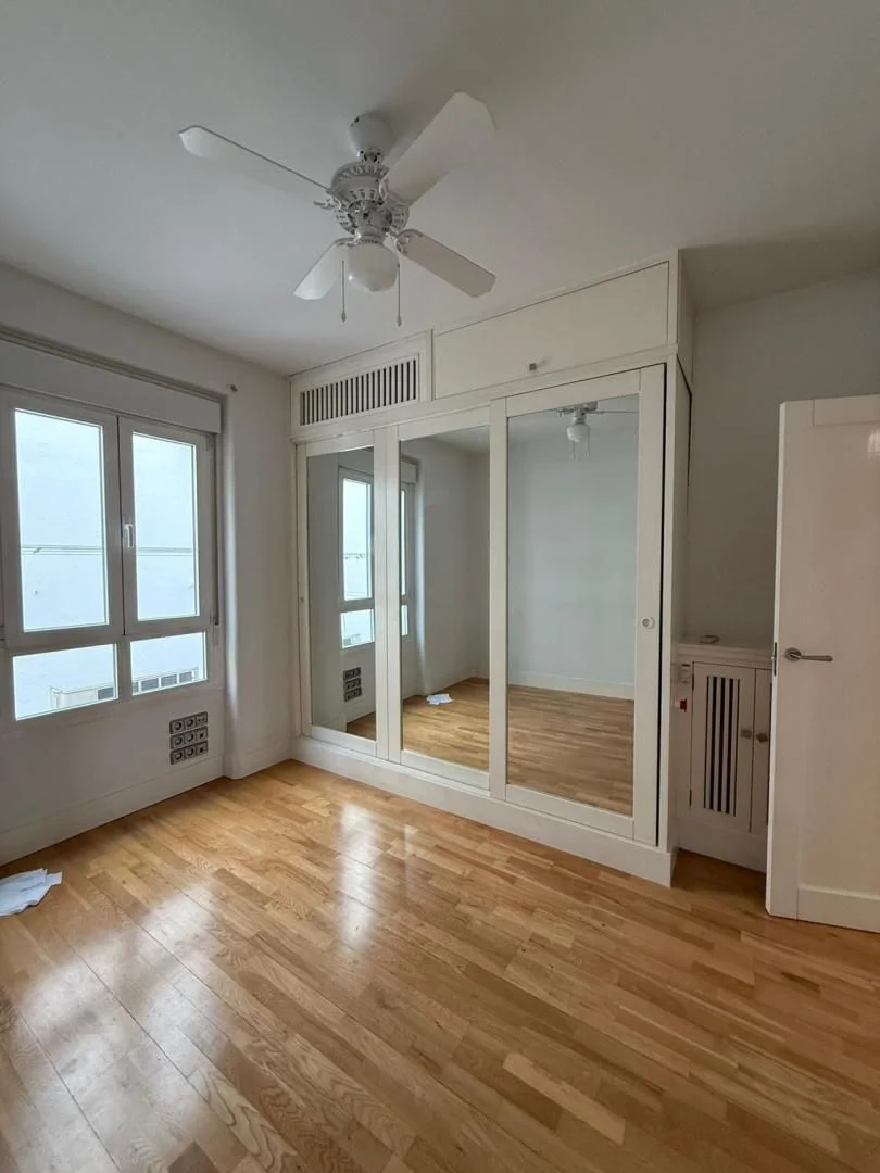 Piso en  Calle del Alcalde Sainz de Baranda 22 - Foto 5