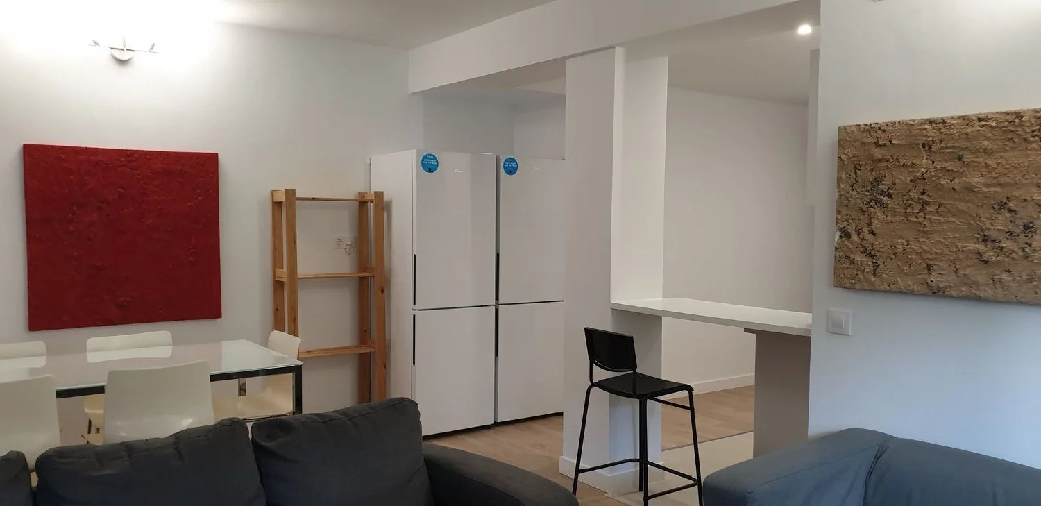 Piso en calle de Guzmán el Bueno, 104 - Foto 3