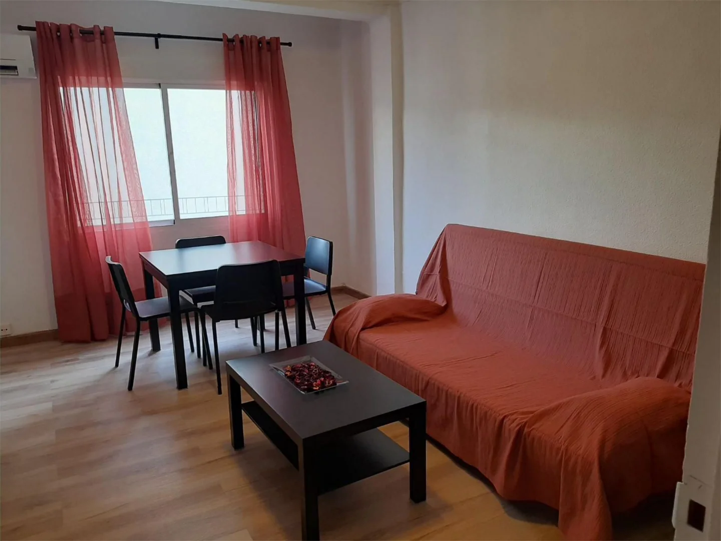 Piso en  Calle de Cáceres 43