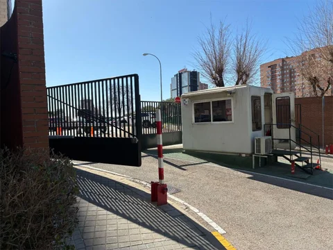 Piso en  Calle del Condado de Treviño 2 - Foto 78