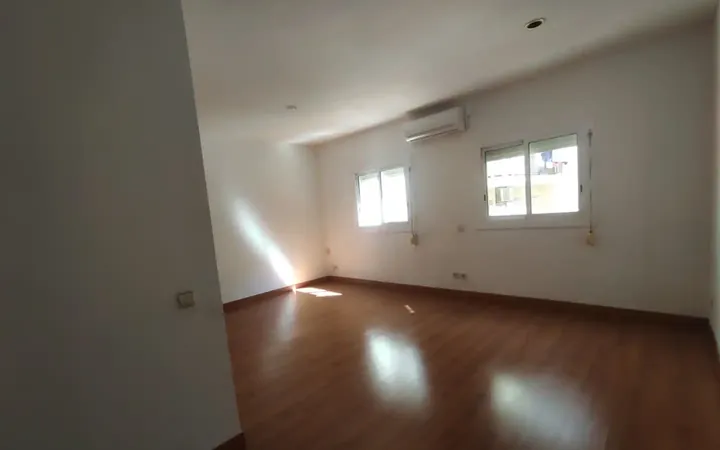 Piso en  Carrer del Ripollès 66 - Foto 1