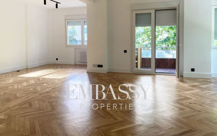 Piso en Calle de Orense - Foto 1
