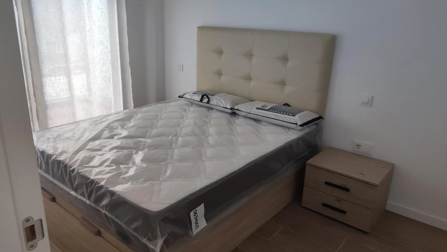 Piso en calle de los Pirineos, 49 b - Foto 5