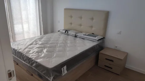 Piso en calle de los Pirineos, 49 b - Foto 5