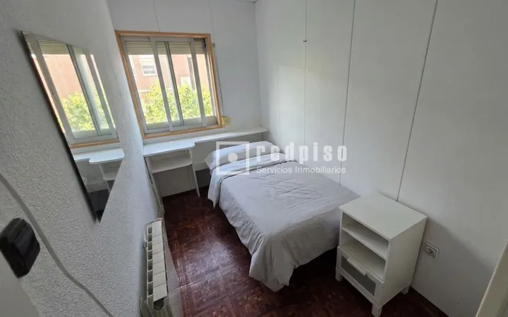 Piso en Pinar del Rey - Foto 9