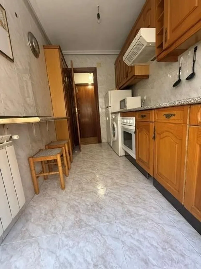Piso en Calle de Guillén de Castro - Foto 6