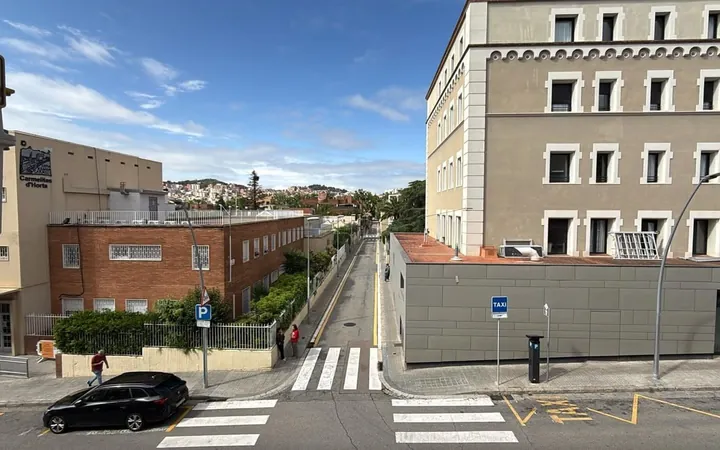 Piso en Calle d'Eduard Toda, 34 - Foto 2
