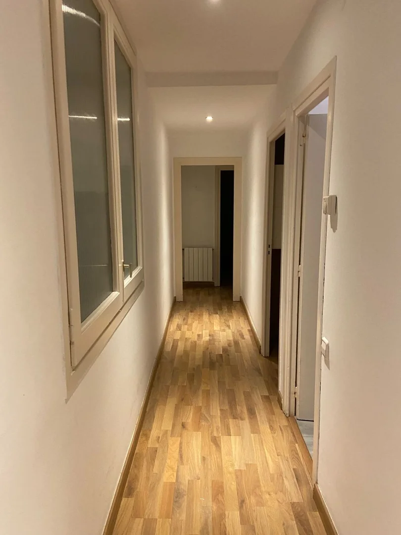 Piso en calle de Rocafort, 225 - Foto 4