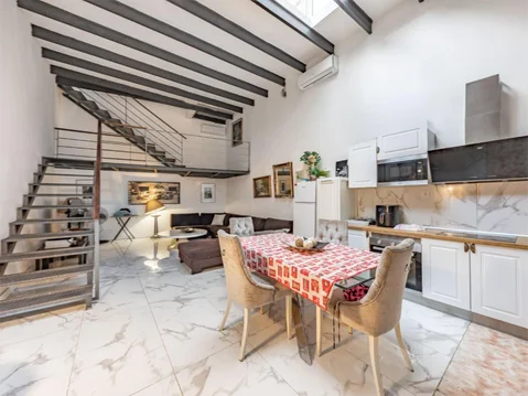 Piso en  Carrer de la Diputació 131 - Foto 5