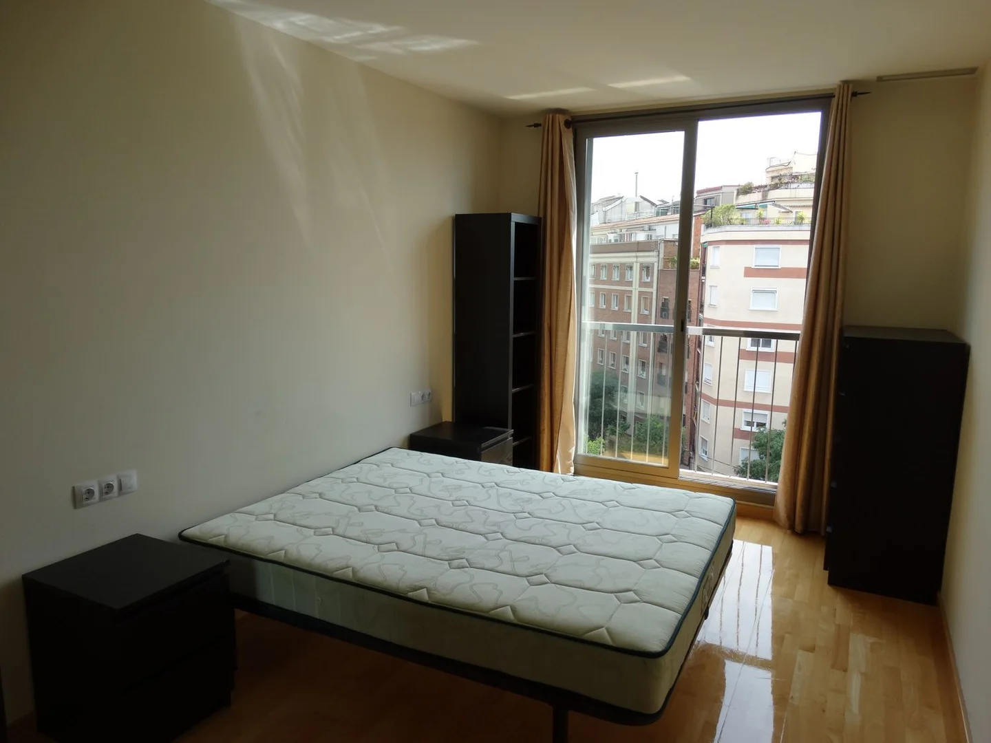 Piso en calle de Cartagena, 241 - Foto 4