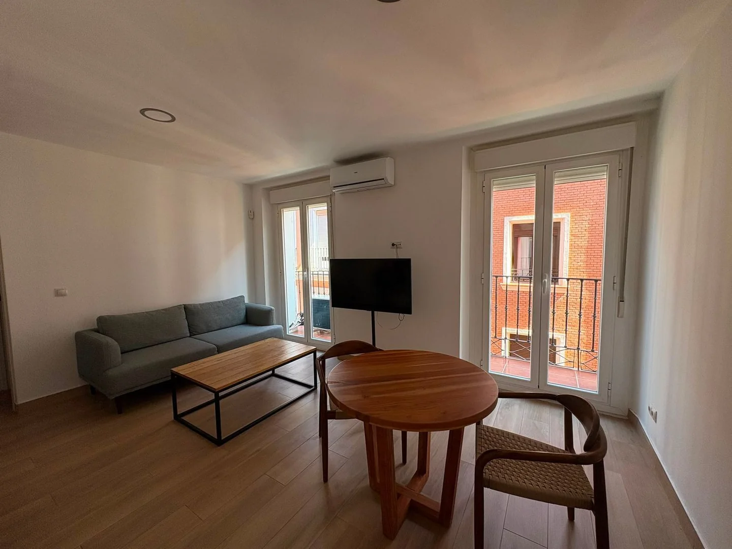 Piso en Lavapiés-Embajadores - Foto 2
