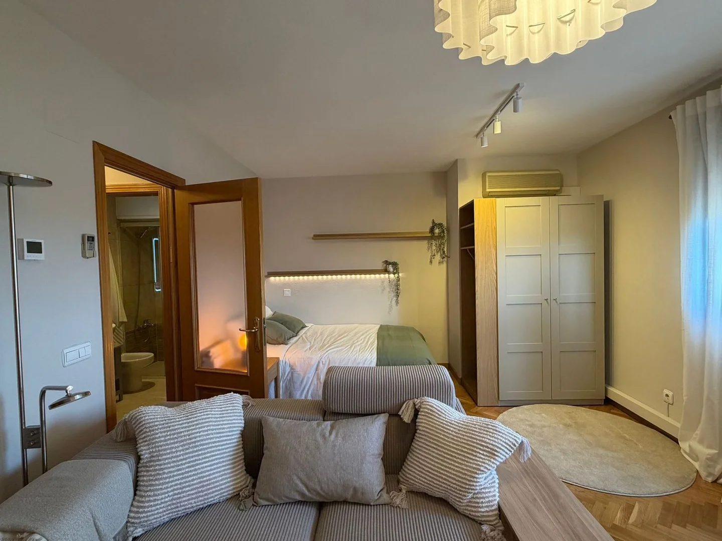 Estudio en calle de Rafael Bergamín, 9 - Foto 2