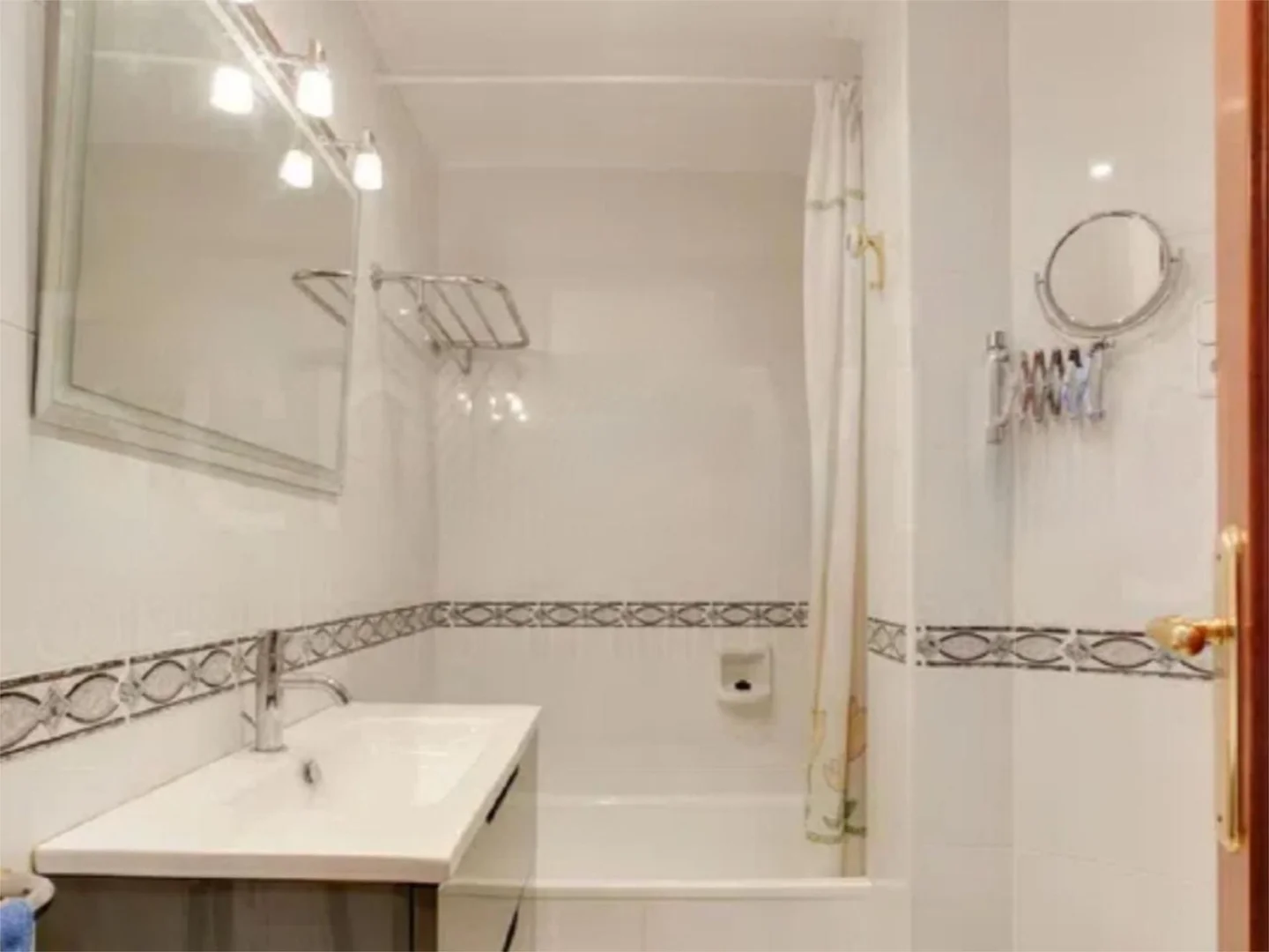 Piso en  Carrer de los Castillejos 298 - Foto 15