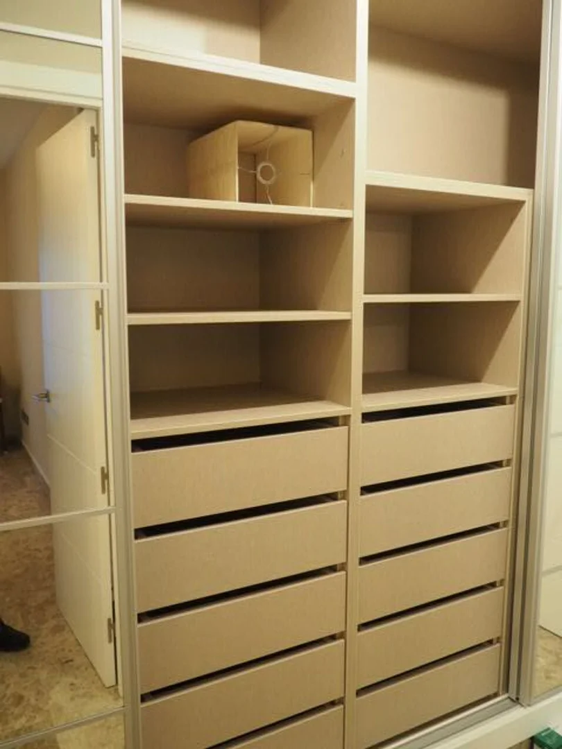 Piso en Barrio Valdeacederas - Foto 9