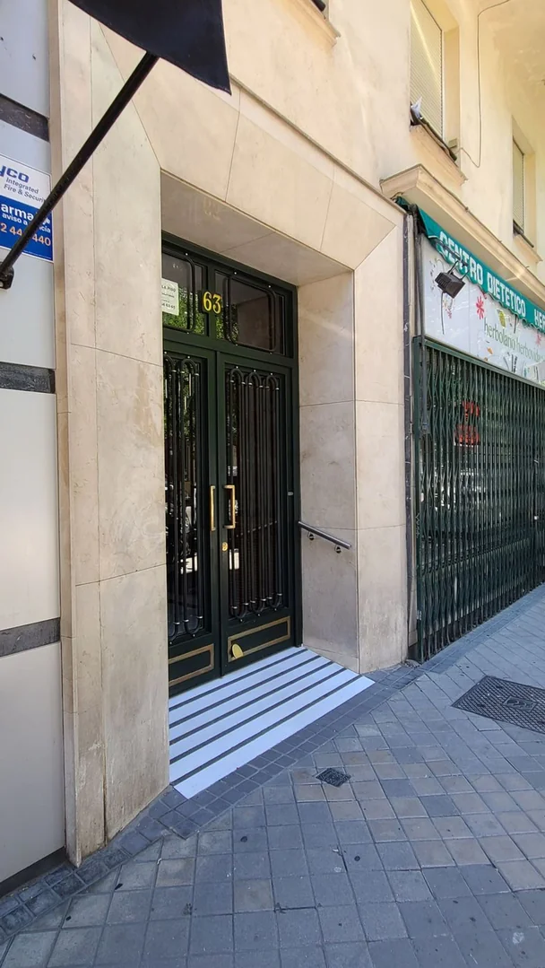 Piso en Calle de Galileo, 63, Arapiles - Foto 2