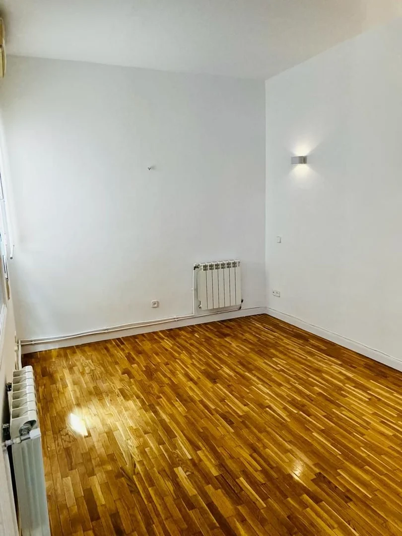 Piso en calle de Eugenia de Montijo, 51 - Foto 9