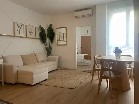 Piso en calle de Francisco Silvela, 79 - Foto 1