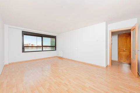 Piso en calle Arte Rupestre del Mediterráneo - Foto 2