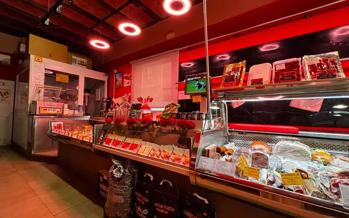 Local en Carnicería, tienda de alimentación en Avenida de Madrid, La Maternitat i Sant Ramon - Foto 2