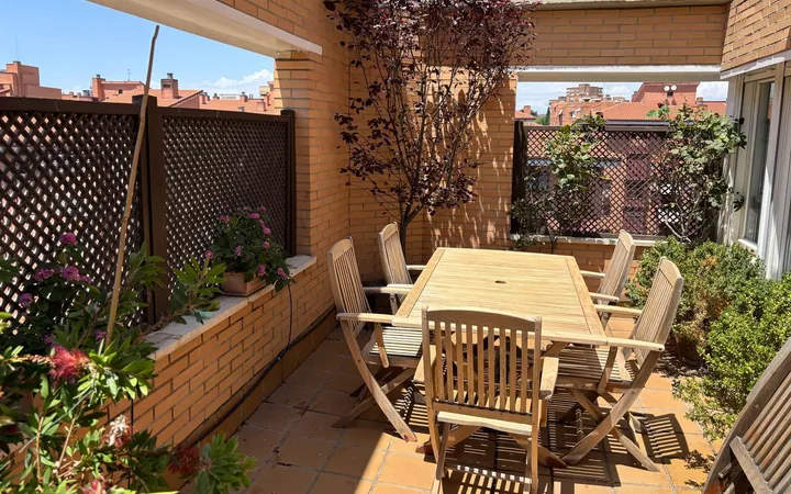 Ático en Avenida Gran Vía del Este, 9, Valdebernardo - Valderrivas - Foto 1