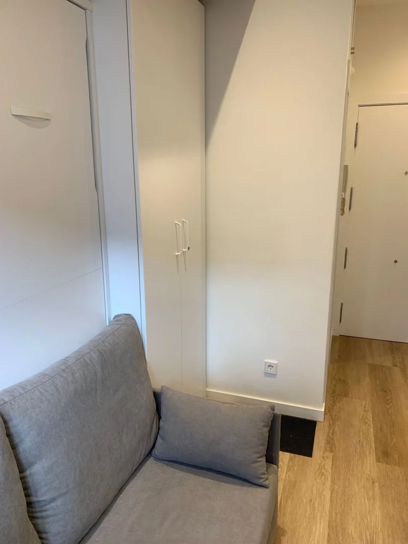 Estudio en calle de Pelayo, 28 - Foto 8