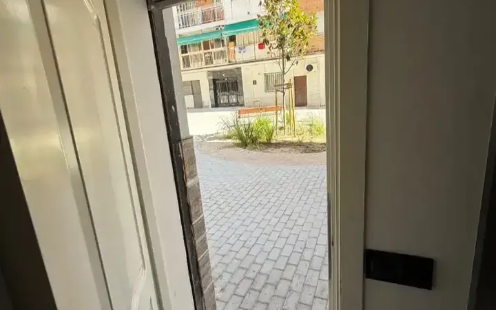 Piso en  Calle de San Claudio 33 - Foto 7