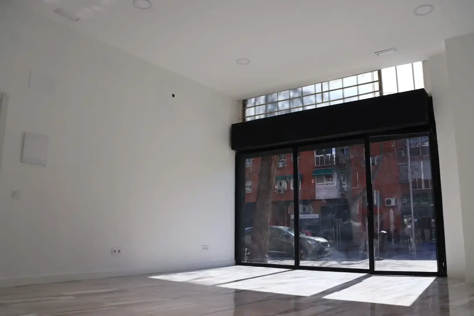 Local comercial en  Calle Cristo de la Victoria 77 - Foto 8