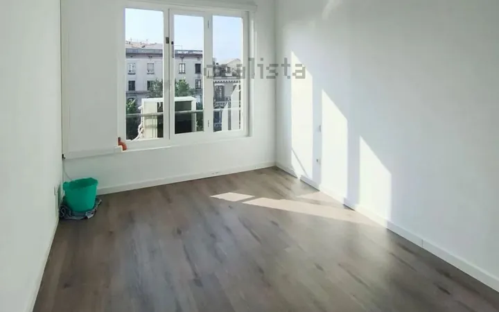 Piso en Gran Via de les Corts Catalanes, 585, Sant Antoni - Foto 2