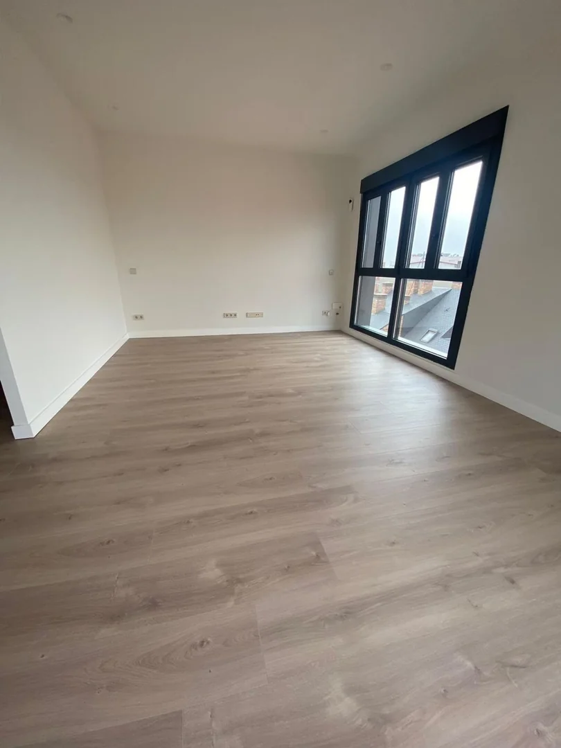 Estudio en San Isidro - Foto 2