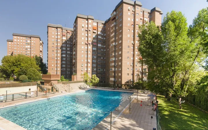 Piso en Calle de Fermín Caballero, 61 D, Pilar - Foto 1