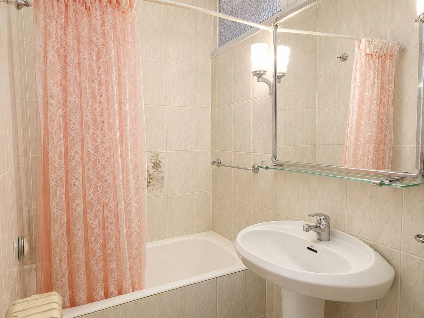 Casa o chalet independiente en Calle de Labèrnia, 2, Can Baró - Foto 11