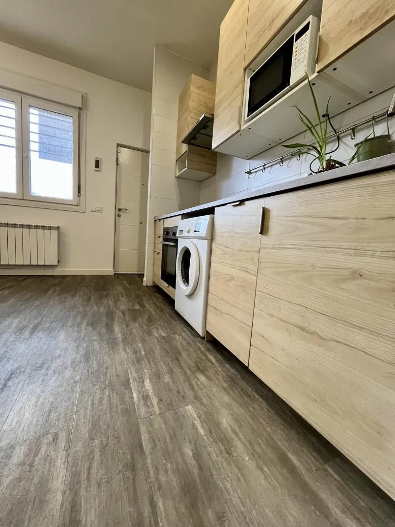 Piso en  Calle de Sirio 54 - Foto 2