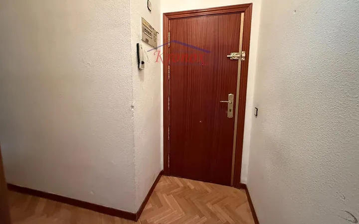 Piso en Numancia - Foto 4