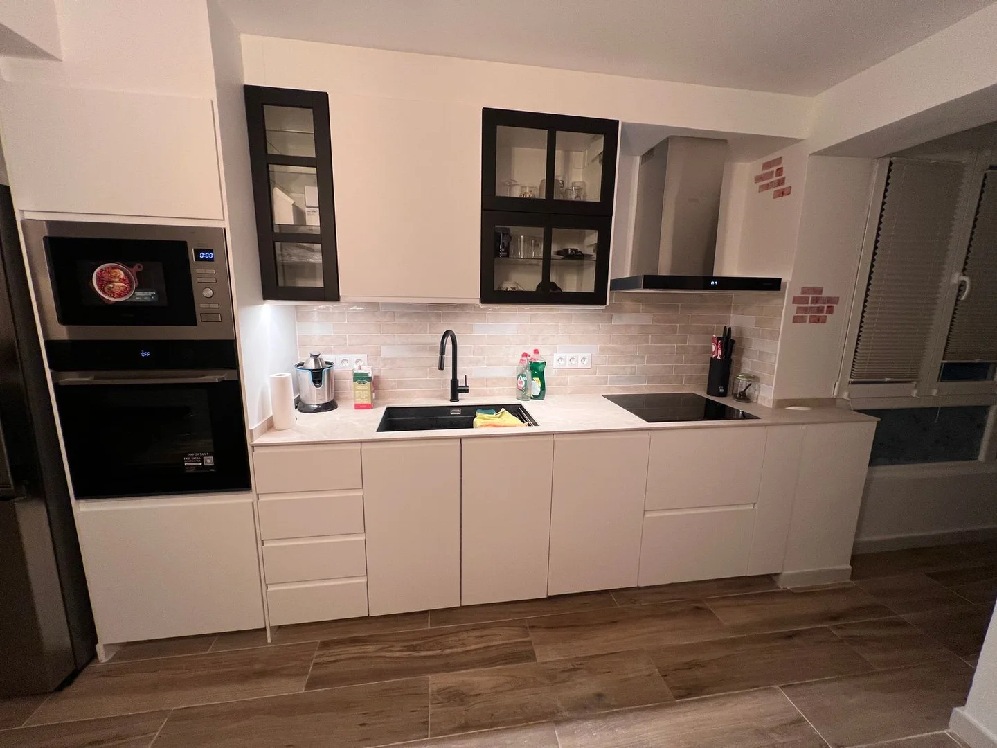 Piso en avenida del Marqués de Corbera, 27 - Foto 2