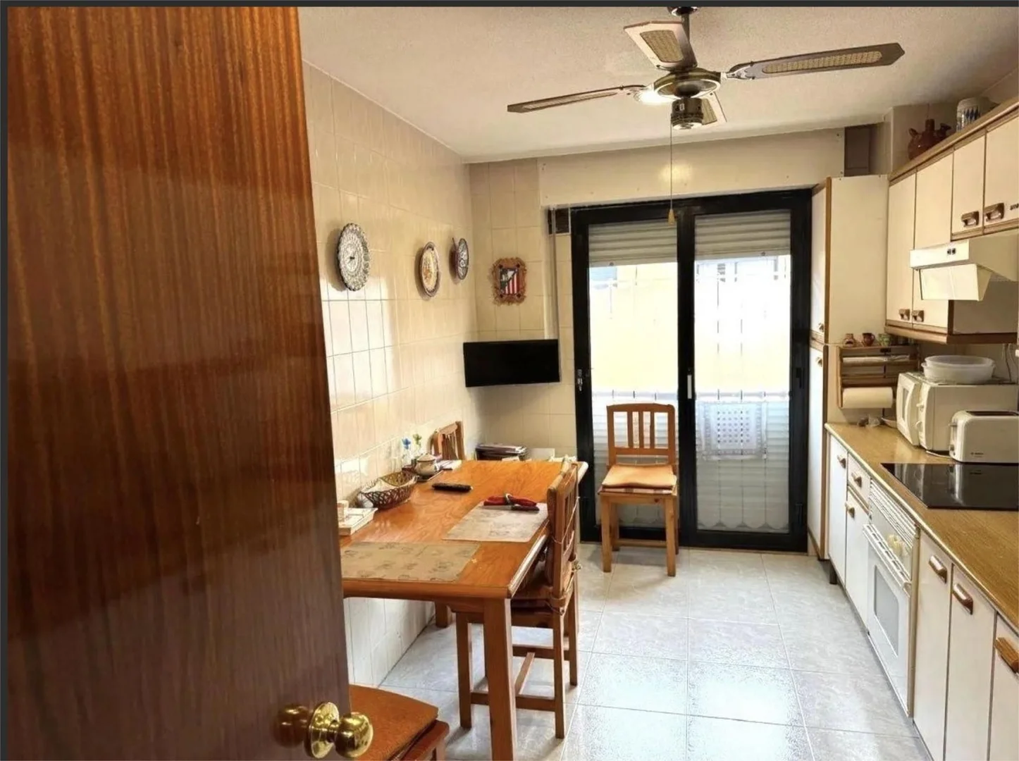 Piso en  Calle de Binéfar 8 - Foto 6