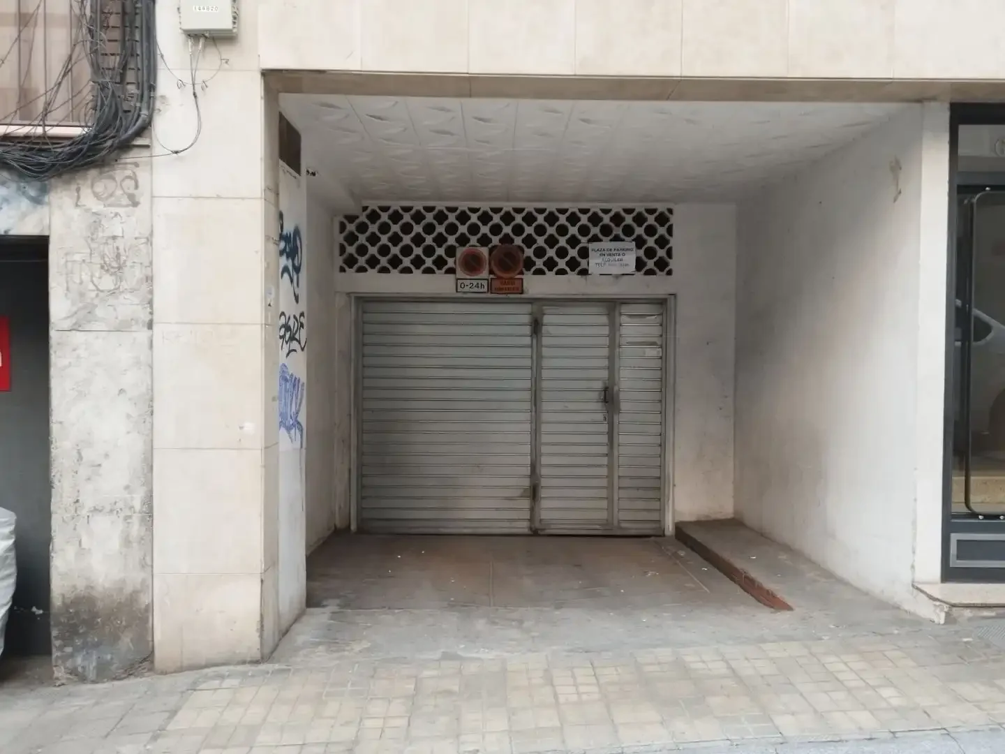 Garaje en  Carrer de la Conca de Tremp 61 - Foto 2