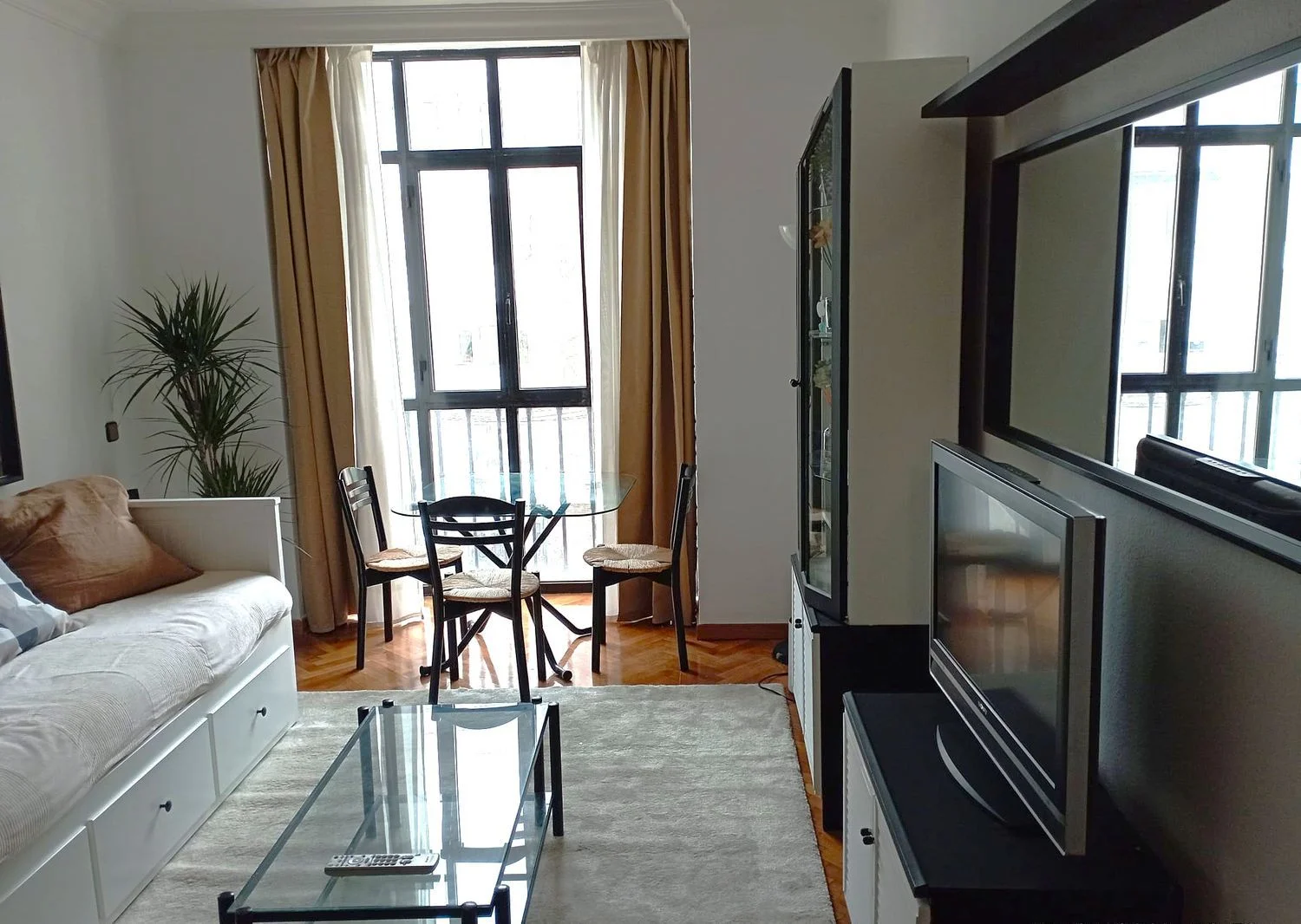 Estudio en calle de Alberto Aguilera, 52 - Foto 2