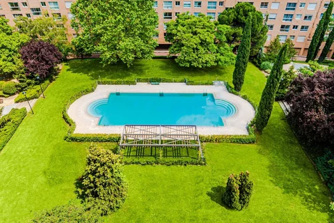 Piso en Barrio Conde Orgaz-Piovera - Foto 2