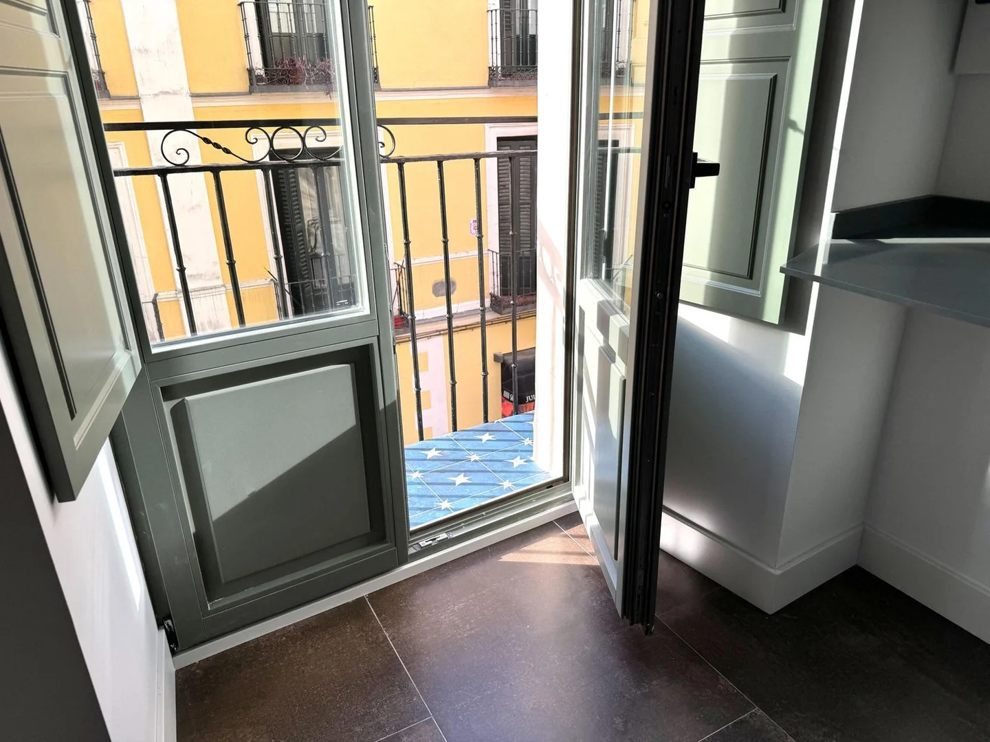 Estudio en calle de la Cava Baja, 13 - Foto 6