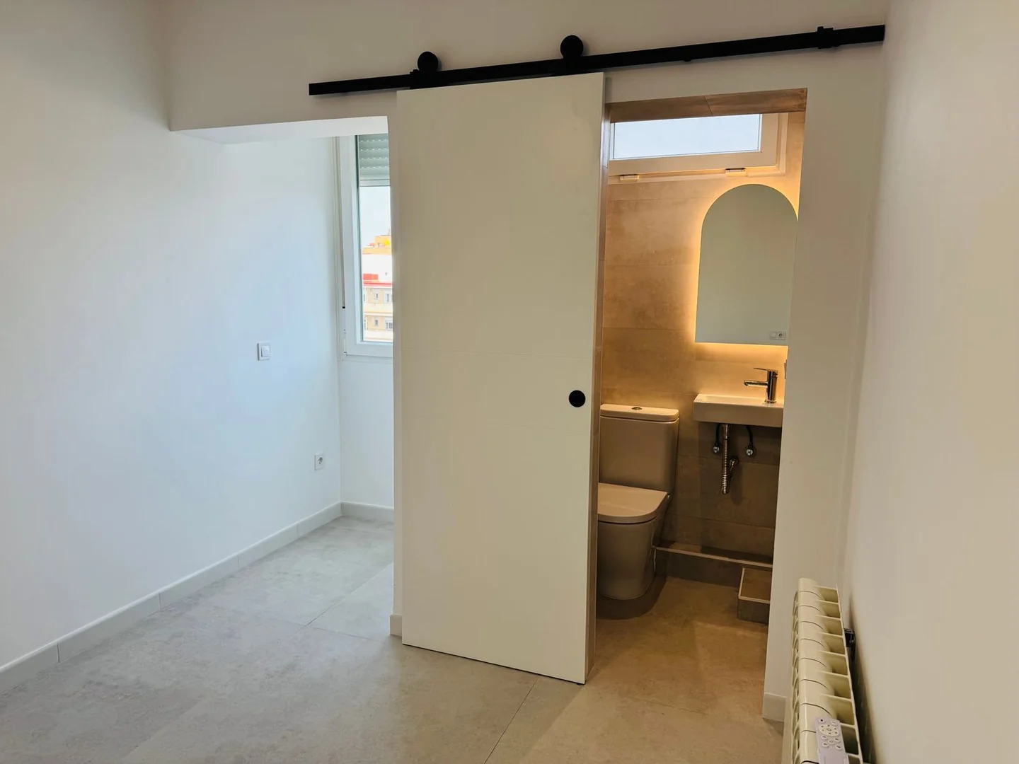 Piso en Calle del Pico Balaitus, 39, Peñagrande - Foto 2
