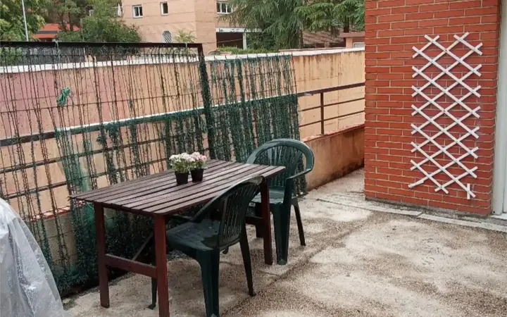 Apartamento en  Calle de José María Cavero 11 - Foto 1