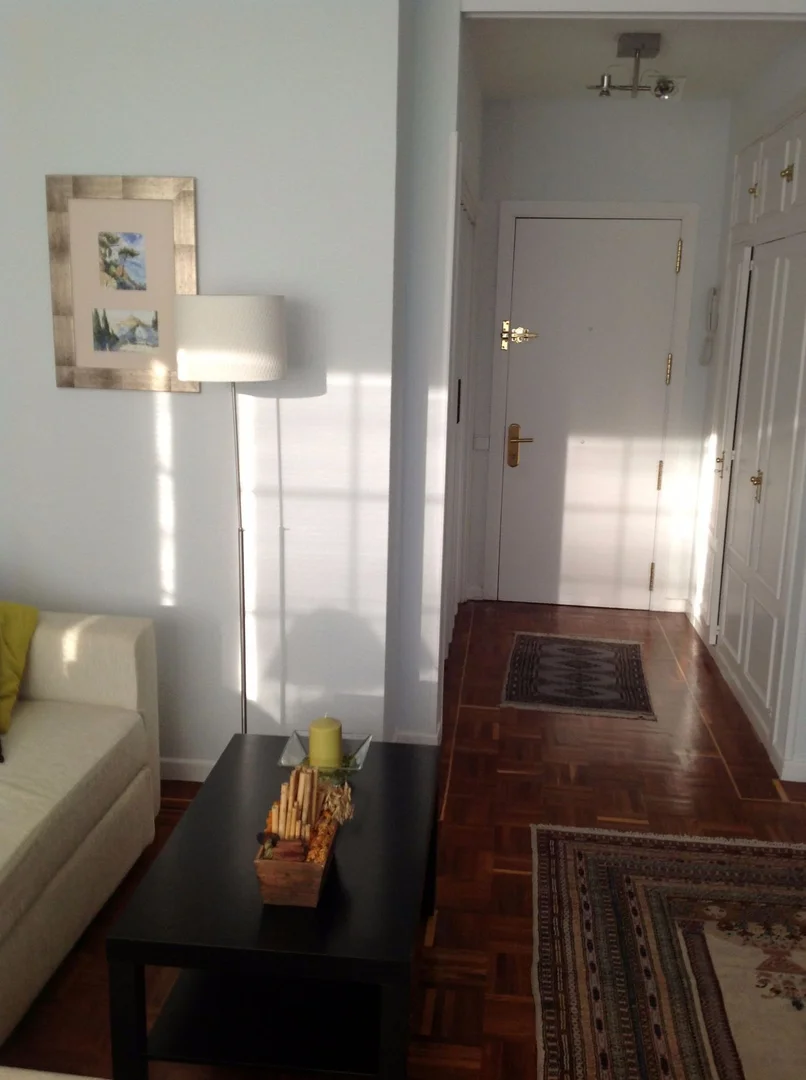 Piso en calle de diego de león, 56 - Foto 3